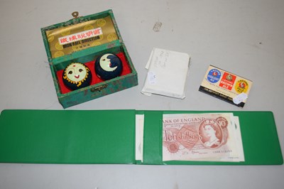 Lot 125 - Mixed Lot: Egyptian cigarette cards, old bank...