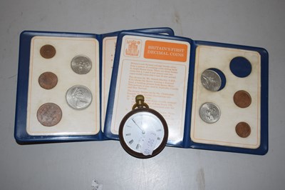 Lot 134 - A pocket watch and decimal coinage