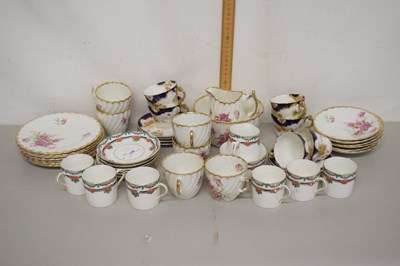 Lot 136 - Quantity of English ceramics, tea wares,...