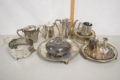 Lot 199 - Quantity of assorted white metal and electro...