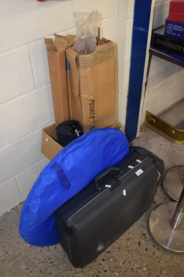 Lot 269 - Quantity of photographic and studio equipment...