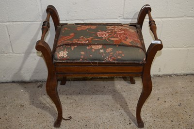 Lot 352 - An Edwardian piano stool