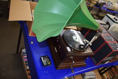 Lot 583 - An HMV gramophone and needles