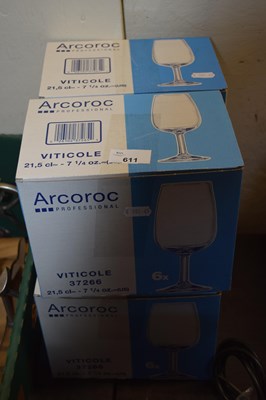 Lot 611 - Box of Arcoroc glasses