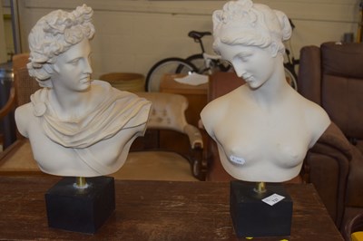 Lot 727 - A pair of reproduction Roman style busts