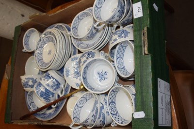 Lot 737 - A quantity of blue and white table wares...