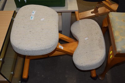 Lot 783 - An orthopedic desk stool