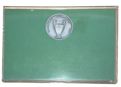 Lot 158 - A cased commemorative football coin, Celtic...