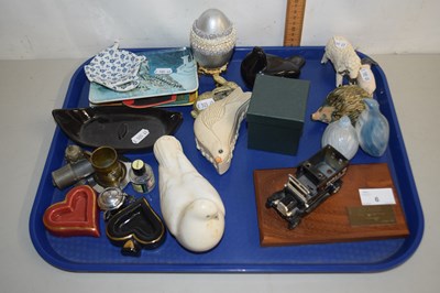 Lot 6 - A tray of various assorted ornaments, ashtrays...