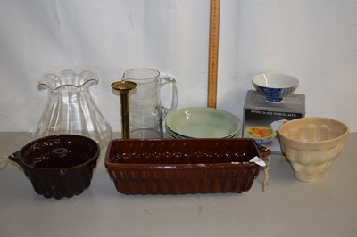 Lot 22 - Mixed Lot: Jelly moulds, various kitchen wares,...