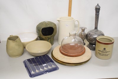 Lot 118 - Mixed Lot: Various jugs, a pottery salt pig,...