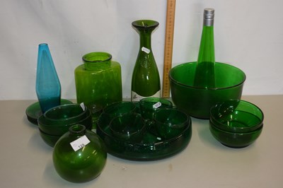 Lot 128 - Mixed Lot: Various green glass bowls, cups,...