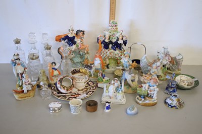 Lot 171 - Mixed Lot: Various Staffordshire ornaments,...