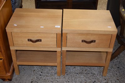 Lot 268 - A pair of modern oak veneered bedside cabinets