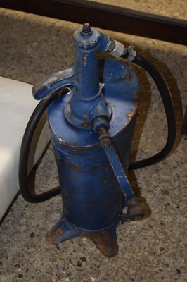 Lot 272 - A vintage garage forecourt oil dispenser