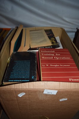 Lot 571 - Quantity of assorted books