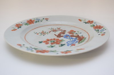 Lot 12 - 18th century Chinese porcelain plate, Qianlong...