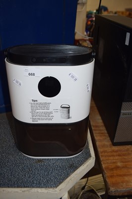 Lot 668 - Small dehumidifier