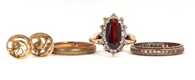 Lot 199 - A mixed lot of jewellery: to include a 9ct...