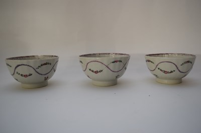 Lot 14 - Group of 18th century Chinese export tea wares...