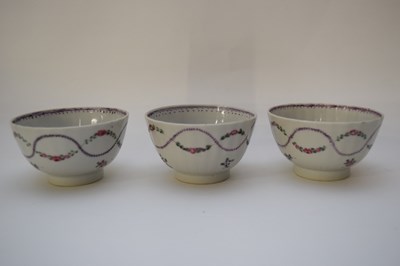 Lot 14 - Group of 18th century Chinese export tea wares...