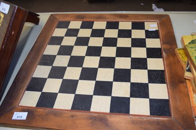 Lot 819 - A chess board