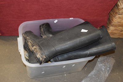 Lot 841 - A box of various gents wellington boots, shoes...