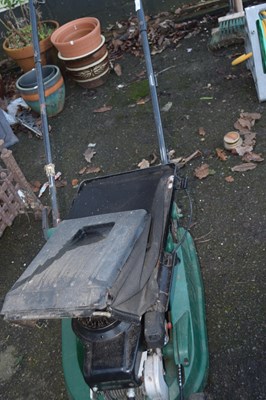 Lot 922 - A Qualcast Turbo 40 lawnmower