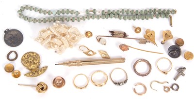 Lot 261 - A mixed lot of jewellery: to include two rings...