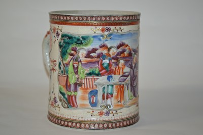 Lot 200 - An 18th Century Chinese porcelain tankard...