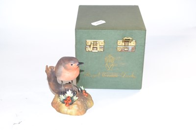 Lot 401 - A Royal Crown Derby model of a Robin with...