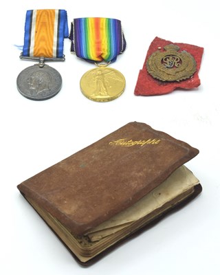 Lot 31 - First World War medal pair comprising of...