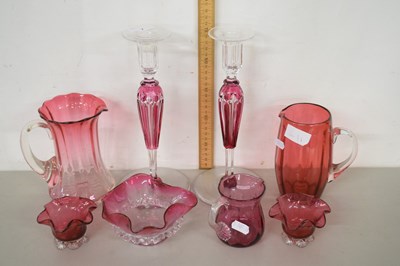 Lot 7 - Mixed Lot: Various cranberry glass wares to...