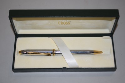 Lot 150 - A cased Cross ballpoint pen