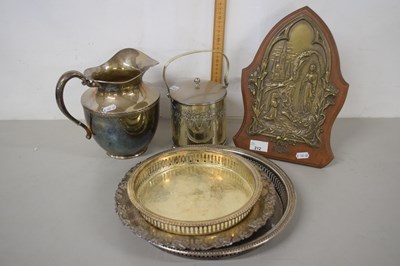 Lot 212 - Mixed Lot: Silver plated wares together with a...