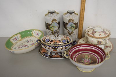 Lot 224 - Mixed Lot: A Norataki pedestal bowl, further...