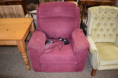 Lot 355 - An electric recliner chair