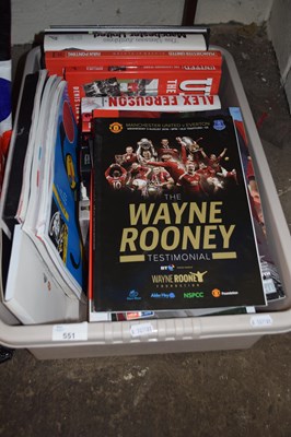 Lot 551 - Box of books, football and Manchester United...