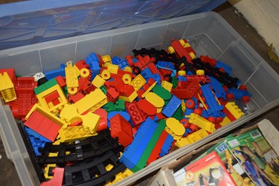 Lot 556 - Box of Duplo