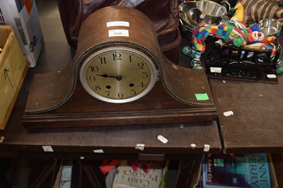 Lot 630 - Vintage mantel clock