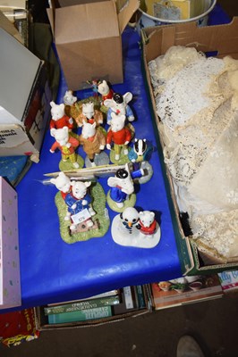 Lot 576 - Quantity of Rupert the Bear figurines