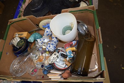 Lot 602 - Mixed Lot: Assorted ceramics, glass and other...