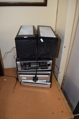 Lot 713 - A Britannia modula stereo system and speakers