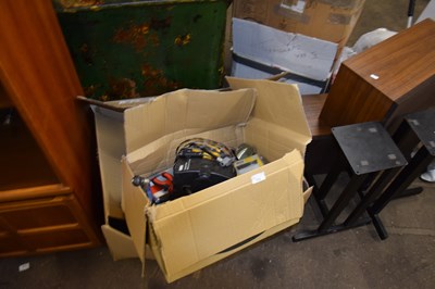 Lot 772 - Two boxes of various tools and garage...