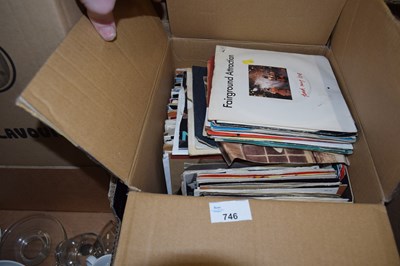 Lot 746 - Quantity of singles