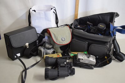 Lot 13 - A Miranda camera together with travel case,...