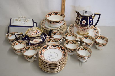 Lot 21 - Quantity of Edwardian gilt rimmed tea wares