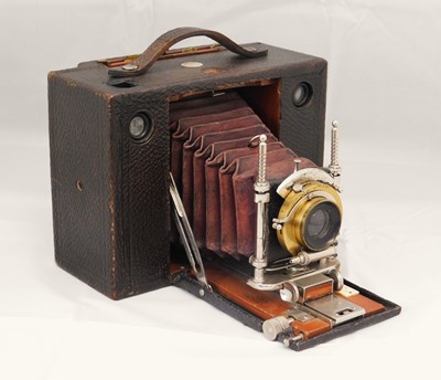 Lot 14 - An Eastman Kodak No.3 Cartridge Camera, made...