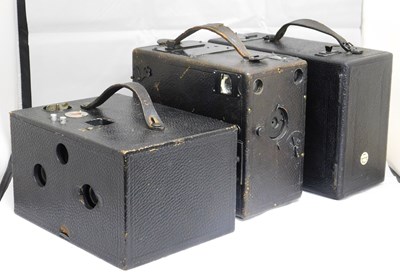 Lot 16 - Three early 20th century camera's