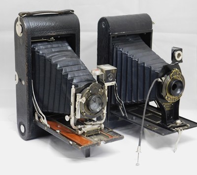 Lot 17 - Two Kodak camera's: to include an Eastman...